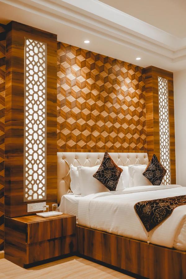 The Orlov Hotel Panipat Exterior photo